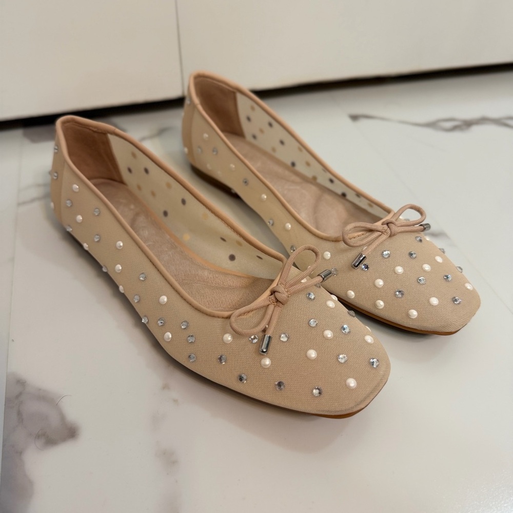 Gianni Bini Beige Pearl & Crystal Bow Ballet Flats